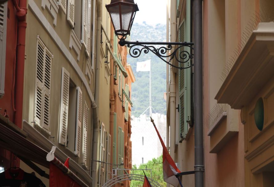Сан-Ремо, sanremo italy, città sanremo, SANREMO ITALY, сказочный Сан Ремо, это Сан Ремо, город цветов, город бесконечных бутиков, скидки на брендовые товары, летние распродаж в Европе